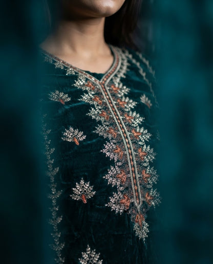 Ladies velvet unstitched suit, winter collection, view 14